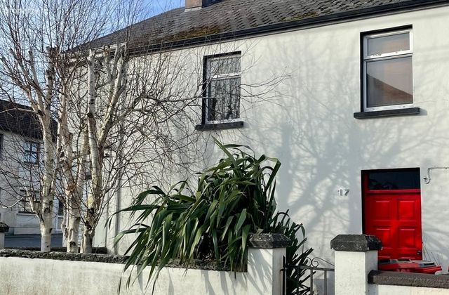 17 Presentation Road, Galway City Centre, Co. Galway - Click to view photos