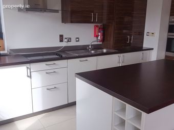 Apt.4, Langford Hall, Langford Row, Cork City Centre, Co. Cork - Image 2