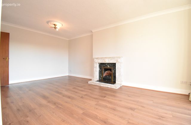 Seapoint Court, Blackrock, Co. Dublin - Click to view photos