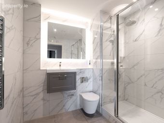 Apartment 67 The Gardens, Elmpark Green, Ballsbridge, D04 H6N6, Dublin 4 - Image 3