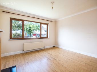 121 Shanliss Avenue, Dublin 9, Santry, Dublin 9 - Image 4