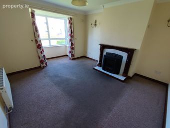 6 Whitethorn Grove, Letterkenny, Letterkenny, Co. Donegal - Image 3