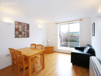 Custom House Harbour Apartments, IFSC, Dublin 1 - Image 2
