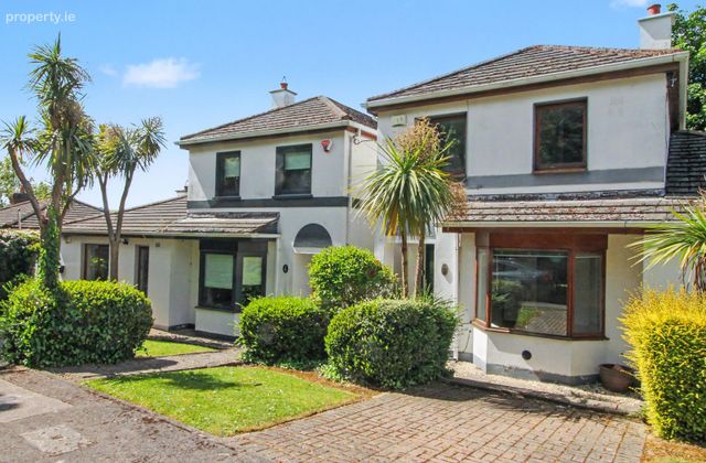 5 Arundel, Monkstown Valley, Monkstown, Monkstown, Co. Dublin - Click to view photos
