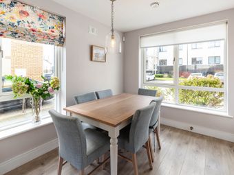 3 Diswellstown Place, Hamilton Park, Dublin 15, Dublin 15 - Image 5