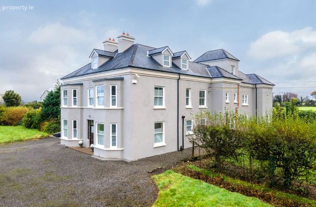 Gortnor Abbey, Crossmolina, Castlehill, Co. Mayo - Click to view photos