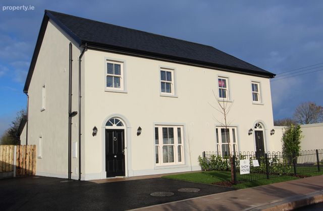 Castle Park, Castleblayney, Co. Monaghan - Click to view photos
