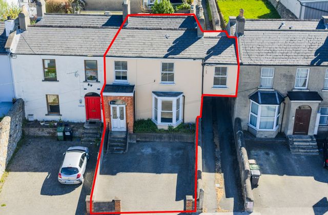 Roseville, 4 Roseville Terrace, Dundrum Road, Dundrum, Dublin 14 - Click to view photos