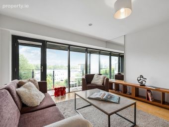 71 Longmeadow, Conyngham Road, Islandbridge, Dublin 8 - Image 3