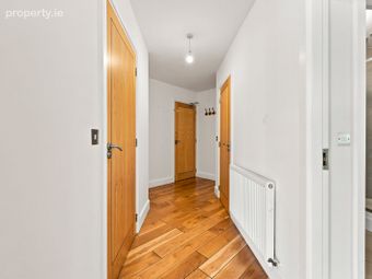 Apartment 6, Pintail House, Redcourt Oaks, Clontarf, Dublin 3 - Image 3
