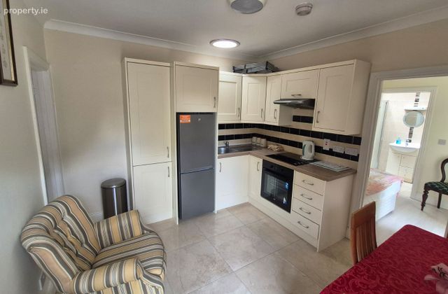 Castleknock, Castleknock, Dublin 15 - Click to view photos