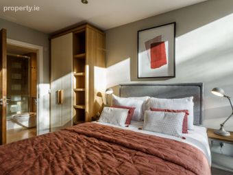 (1) Hsq, St. Johns Rd West, Kilmainham, Dublin 8