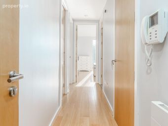 Apartment, Sanderling, Thornwood, Booterstown Avenue, Booterstown, Booterstown, Co. Dublin - Image 2