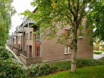 21 Hunters Green, Hunters Wood, Firhouse, Dublin 24 - Image 2