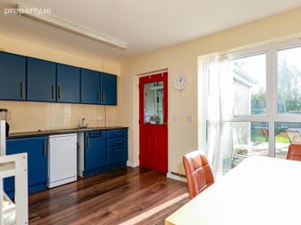 151 Baile An Choiste, Headford Road, Galway, Headford Road, Co. Galway - Image 4