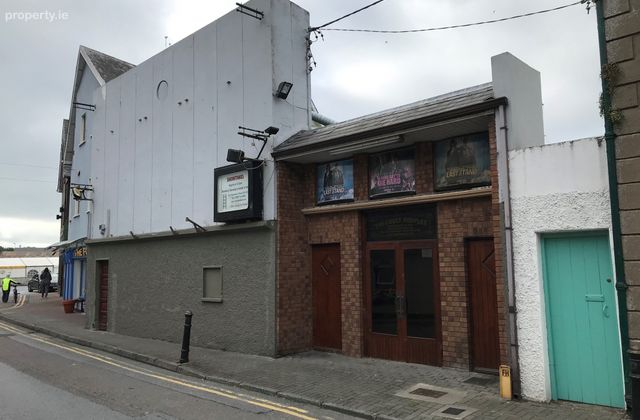 Watergate Street, Kanturk, Co. Cork - Click to view photos
