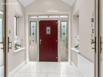 16 Beechdale Close, Blessington, Co. Wicklow - Image 2
