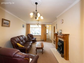 7 Monastery Park, Clondalkin, Dublin 22 - Image 2