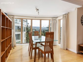Apartment 79, The Holly, Rockfield, Dundrum, Dublin 16 - Image 4
