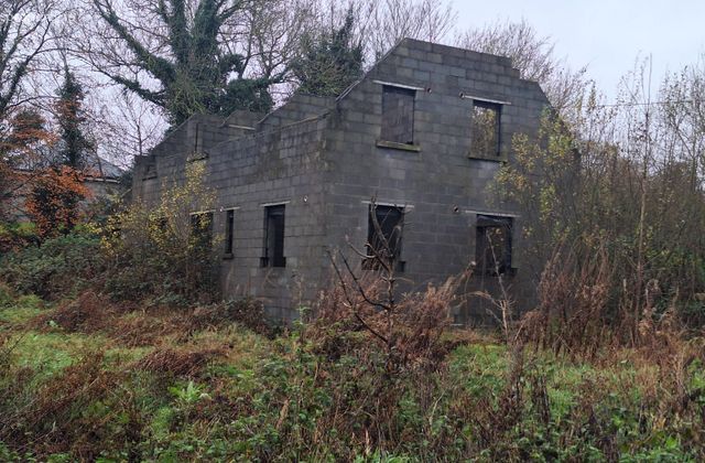 Mooretown, Smarmore, Ardee, Co. Louth - Click to view photos