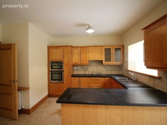 239 Laraghcon, Lucan, Co. Dublin - Image 3