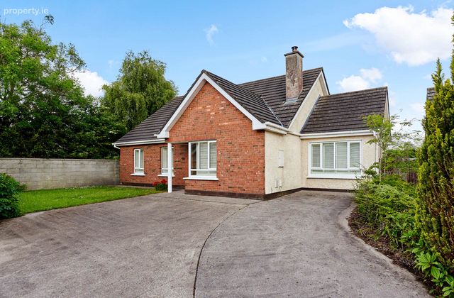 8 New Inn, Enfield, Co. Meath, Enfield, Co. Meath - Click to view photos