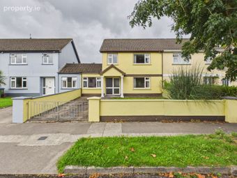 25 Castlewood Park, Ennis, Co. Clare - Image 3