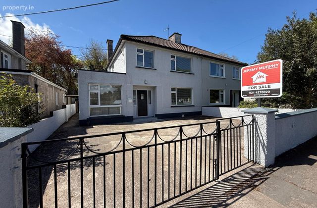 22 Clashduv Estate, Cork, Glasheen, Co. Cork - Click to view photos