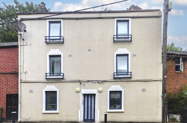 15 Bow Bridge, Kilmainham, Dublin 8 - Click to view photos