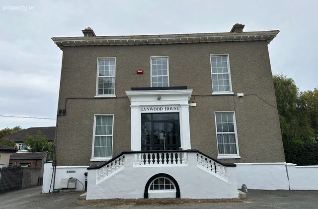 Lynwood House, Ballinteer Road, Dublin 16, Ballinteer, Dublin 16 - Click to view photos
