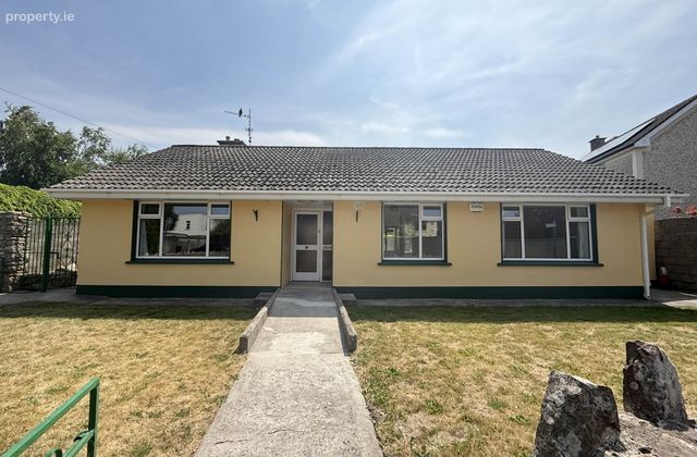 Oakville House, Kickham Street, Clonmel, Co. Tipperary, Clonmel, Co. Tipperary - Click to view photos