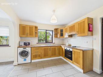 13 Esker Walk, Ardkeen Village, Waterford City Centre, Co. Waterford - Image 2