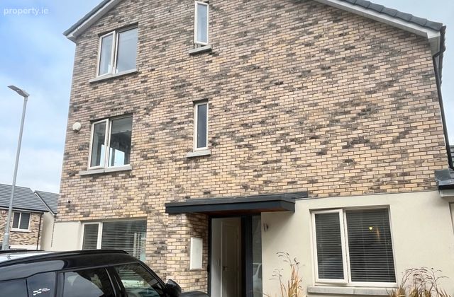 Rathborne Boulevard, Dublin 15, Royal Canal Park, Dublin 15 - Click to view photos