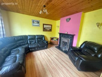 33 Alverno Drive, Meadowbrook, Athlone, Co. Westmeath - Image 3