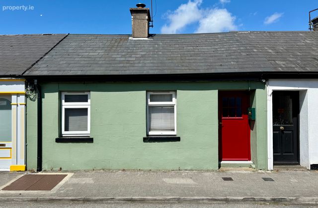 16 Newline, Castlebar, Co. Mayo, Castlebar, Co. Mayo - Click to view photos