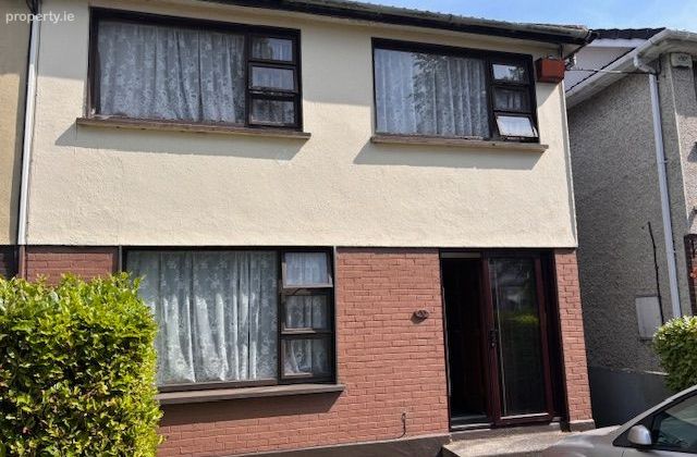 29 Forest Green, Kingswood, Dublin 24 - Click to view photos