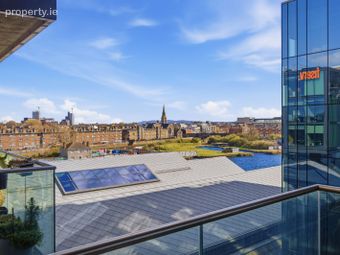 23 Hanover Court, Grand Canal Dock, Dublin 2 - Image 2