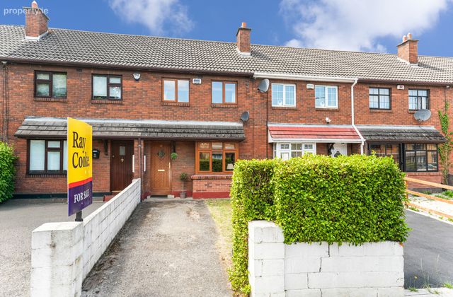 37 Oak Downs, Clondalkin, Dublin 22, Clondalkin, Dublin 22 - Click to view photos