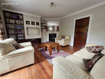 16 Ashthorn Avenue, Headford, Headford, Co. Galway - Image 3