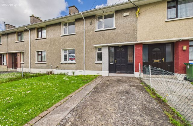 114 Saint Brendan's Park, Tralee, Co. Kerry - Click to view photos