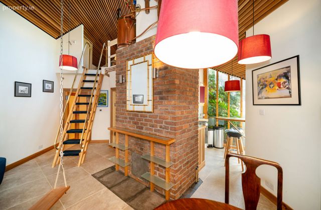 8 Morehampton Mews, Donnybrook, Dublin 4 - Click to view photos