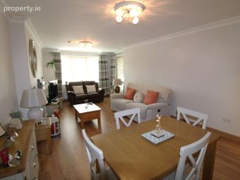 5 Goldsmith Hall, Collegewood, Castleknock, Dublin 15 - Image 4