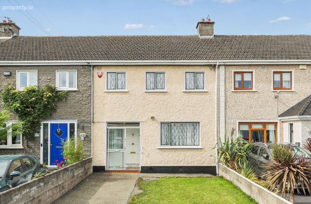 211 Palmerstown Avenue, Palmerstown, Dublin 20 - Click to view photos