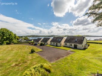 28 The Moorings, Colla Road, Schull, Co. Cork - Image 4