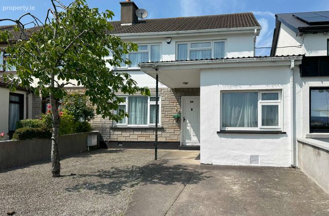 97 The Dale, Belgard Heights, Tallaght, Dublin 24 - Click to view photos