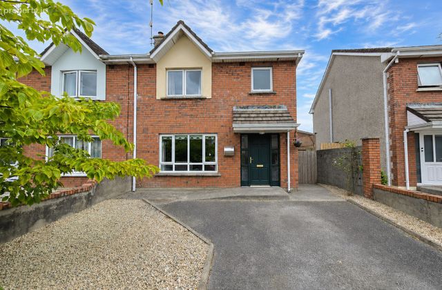 4 Bruach Na Habhann, Quin Road, Ennis, Co Clare, Ennis, Co. Clare - Click to view photos