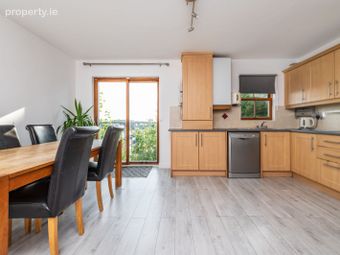 14 Academy Court, Kildare, Co. Kildare - Image 4