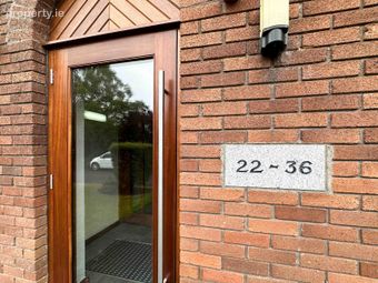 35 The Sycamores, Stradbrook Hill, Blackrock, Co. Dublin - Image 2