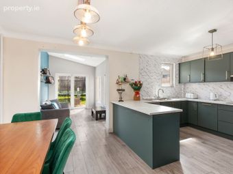 27 Pineview Grove, Dublin 24, Aylesbury, Dublin 24 - Image 5