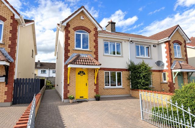 46 Hazel Court, Hazelwood, Ennis, Co. Clare - Click to view photos